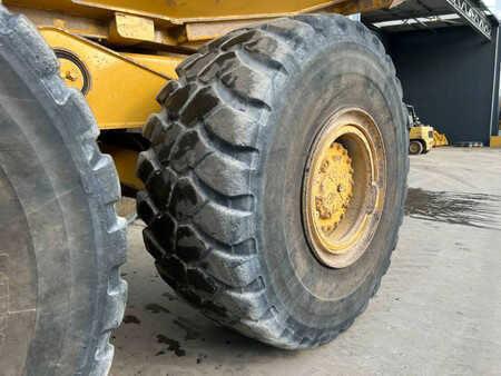 Dumpers articulados 2013 Caterpillar 735B (39)