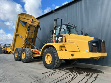 Articulated Dump Trucks 2013 Caterpillar 735B (7)