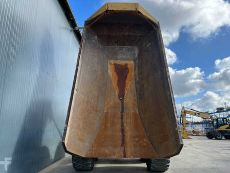 Articulated Dump Trucks 2013 Caterpillar 735B (9)