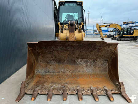 Cargadoras sobre orugas 2008 Caterpillar 963D (14)