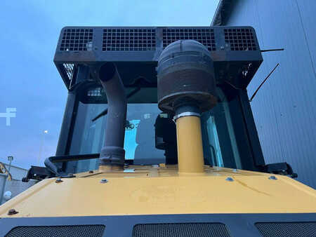 Cargadoras sobre orugas 2008 Caterpillar 963D (35)