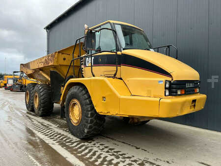 Articulated Dump Trucks 2002 Caterpillar 725 (3)