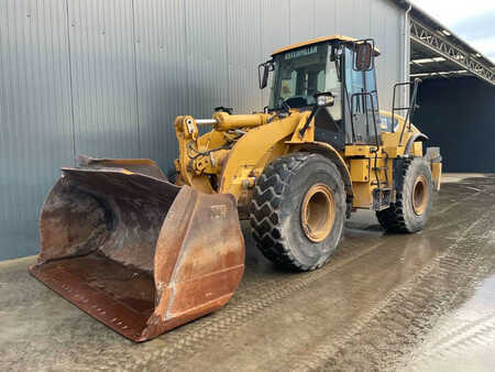 Ładowarki kołowe 2010 Caterpillar 950H (1)