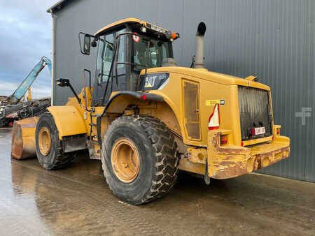 Ładowarki kołowe 2010 Caterpillar 950H (2)