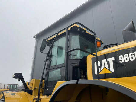 Caterpillar 966M