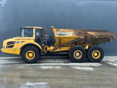 Knickgelenkte Muldenkipper/Dumper 2012 Volvo A30F (2)