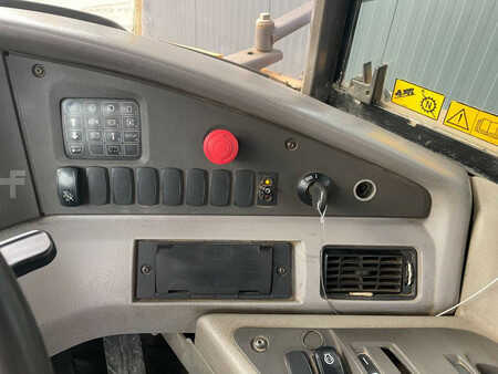 Dumper/Dúmpers articulados 2011 Volvo A30F (16)