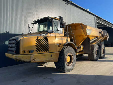 Knickgelenkte Muldenkipper/Dumper 2009 Volvo A30E (1)