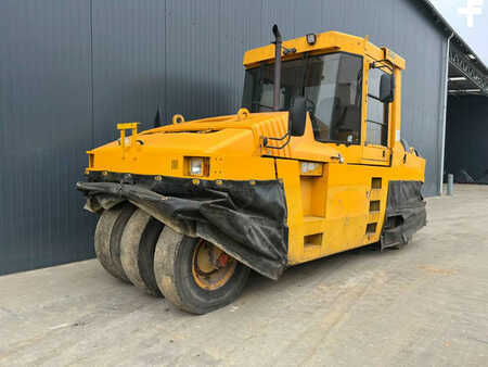 Gummihjulruller 1996 Caterpillar PS300B (1)