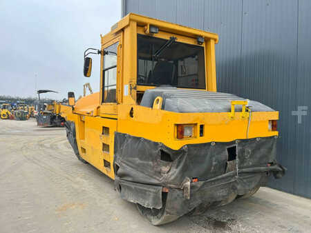 Gummihjulruller 1996 Caterpillar PS300B (2)