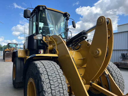 Ładowarki kołowe 2012 Cat 930K (19)