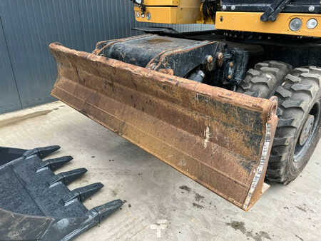 Wheel Excavators 2017 Caterpillar M318F (18)