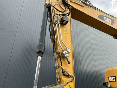 Wheel Excavators 2017 Caterpillar M318F (23)