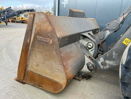 Wheel Loaders 2014 Volvo L220H (17)