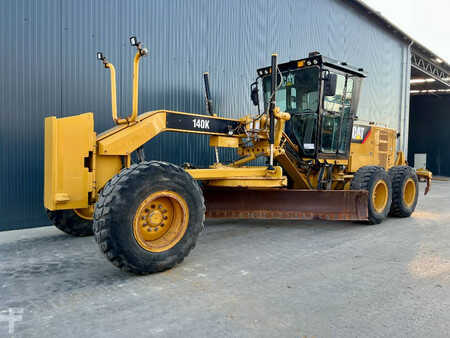 Grejdry 2018 Caterpillar 140K (1)