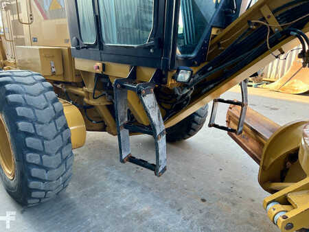 Grejdry 2018 Caterpillar 140K (13)