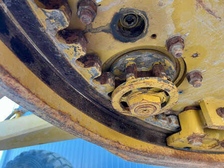 Grejdry 2018 Caterpillar 140K (16)