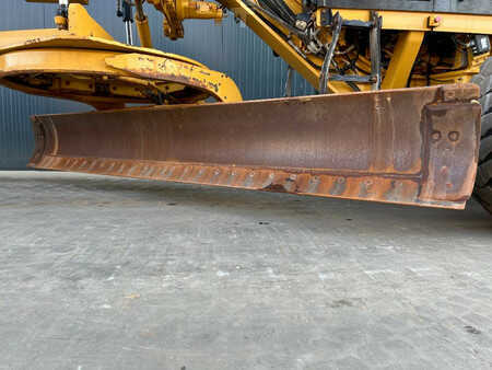 Grejdry 2018 Caterpillar 140K (17)