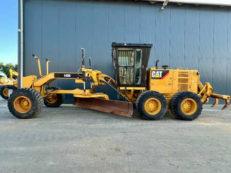 Grejdry 2018 Caterpillar 140K (2)