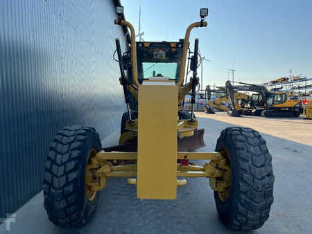 Grejdry 2018 Caterpillar 140K (20)