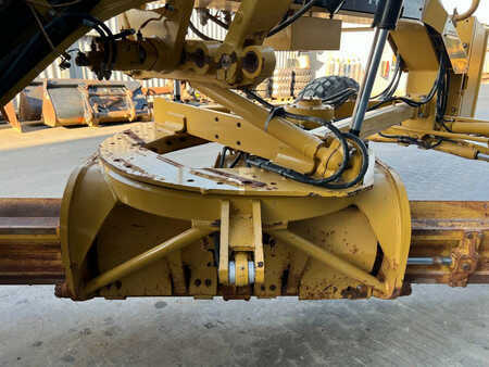 Grejdry 2018 Caterpillar 140K (23)