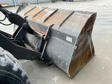 Wheel Loaders 2012 Volvo L50F (15)