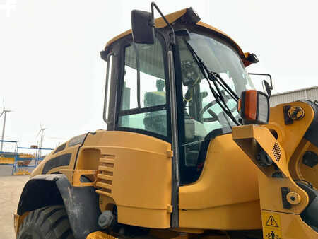 Wheel Loaders 2012 Volvo L50F (17)