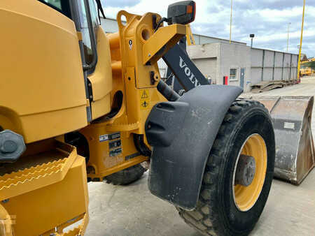 Wheel Loaders 2012 Volvo L50F (19)