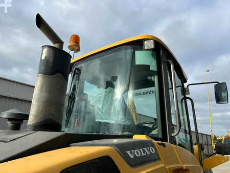 Wheel Loaders 2012 Volvo L50F (25)