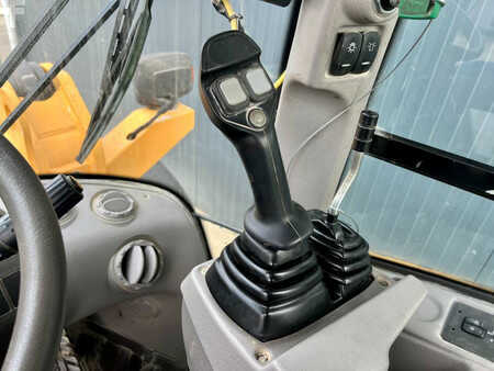 Wheel Loaders 2012 Volvo L50F (35)