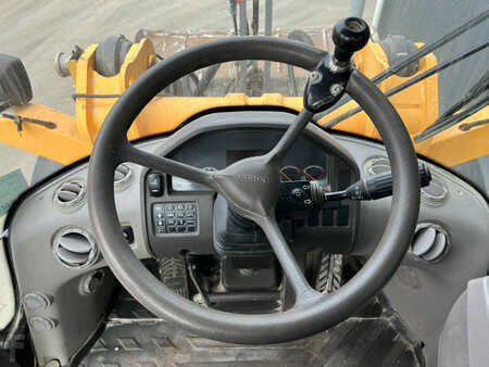 Wheel Loaders 2012 Volvo L50F (38)