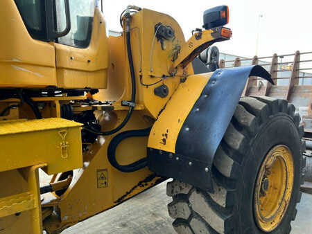 Wheel Loaders 2008 Volvo L120F (18)