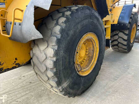 Wheel Loaders 2008 Volvo L120F (23)