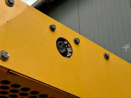 Bulldózerek 2019 Caterpillar D8T - CE - New Ripper (17)