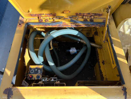 Pelles sur chenilles 2005 Caterpillar 320C L (21)