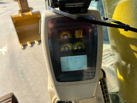 Pelles sur chenilles 2005 Caterpillar 320C L (34)
