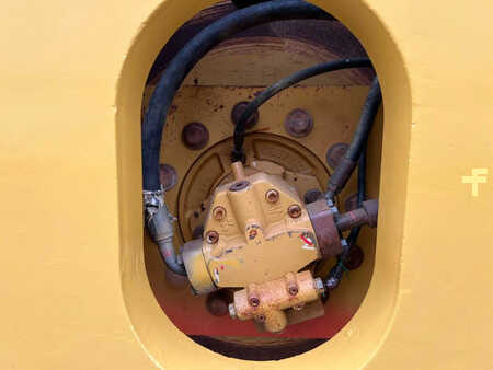 Komprimator 2011 Caterpillar CP74 (20)