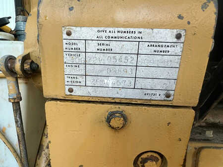 Grader 1981 Caterpillar 140G (29)