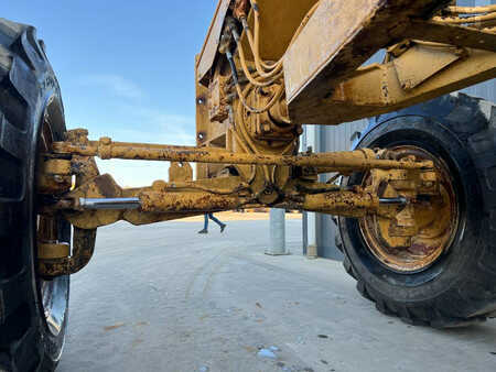 Grader 1981 Caterpillar 140G (9)