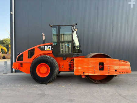 Sestavy válců 2011 Caterpillar CS76 XT (6)