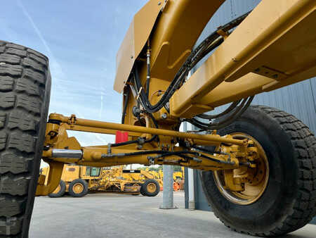 Grejdry 2011 Caterpillar 140M (16)