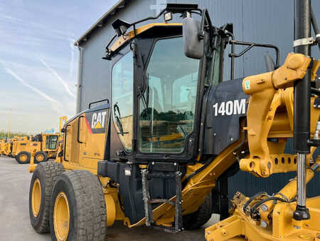 Grejdry 2011 Caterpillar 140M (21)