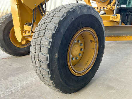 Grejdry 2011 Caterpillar 140M (22)