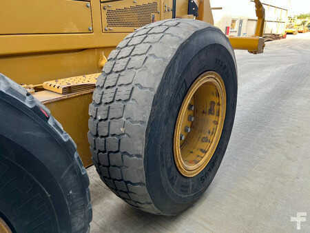 Grejdry 2011 Caterpillar 140M (24)