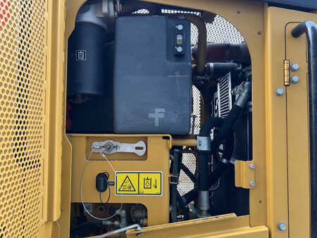 Grejdry 2011 Caterpillar 140M (32)