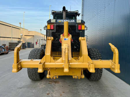 Grejdry 2011 Caterpillar 140M (4)