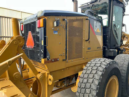 Grejdry 2011 Caterpillar 140M (5)