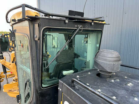 Grejdry 2011 Caterpillar 140M (7)