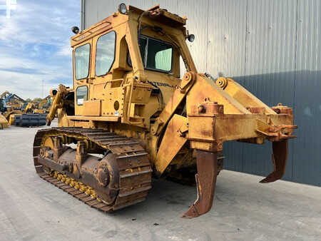 Grondschuivers 1984 Caterpillar D7G (12)