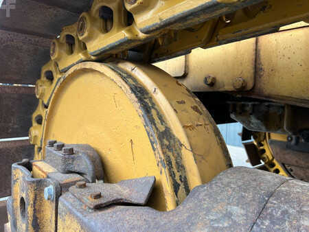 Grondschuivers 1984 Caterpillar D7G (27)
